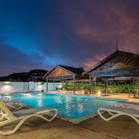 Riverra Inn Langkawi Kuah Kültér fotó