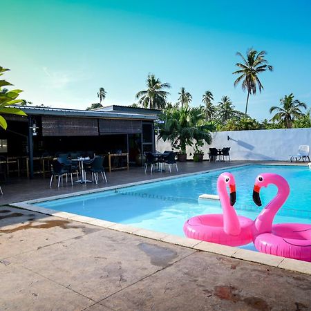 Riverra Inn Langkawi Kuah Kültér fotó