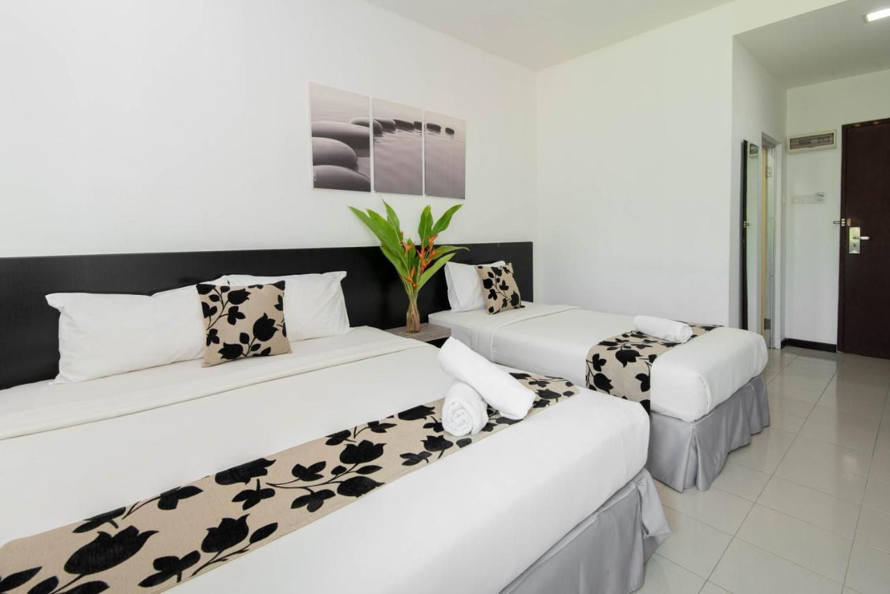 Riverra Inn Langkawi Kuah Kültér fotó