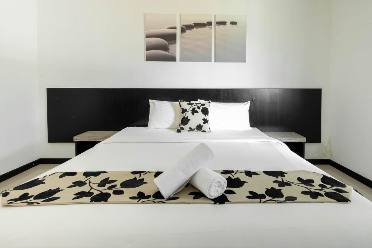 Riverra Inn Langkawi Kuah Kültér fotó