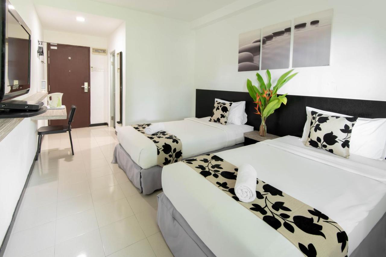 Riverra Inn Langkawi Kuah Kültér fotó