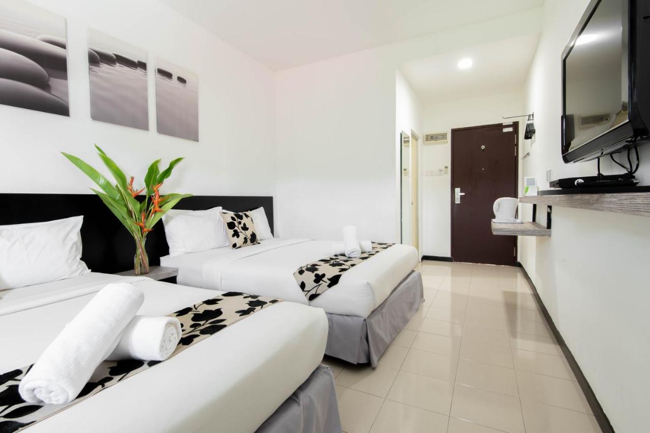 Riverra Inn Langkawi Kuah Kültér fotó