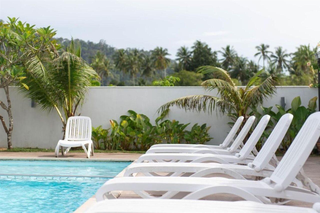 Riverra Inn Langkawi Kuah Kültér fotó